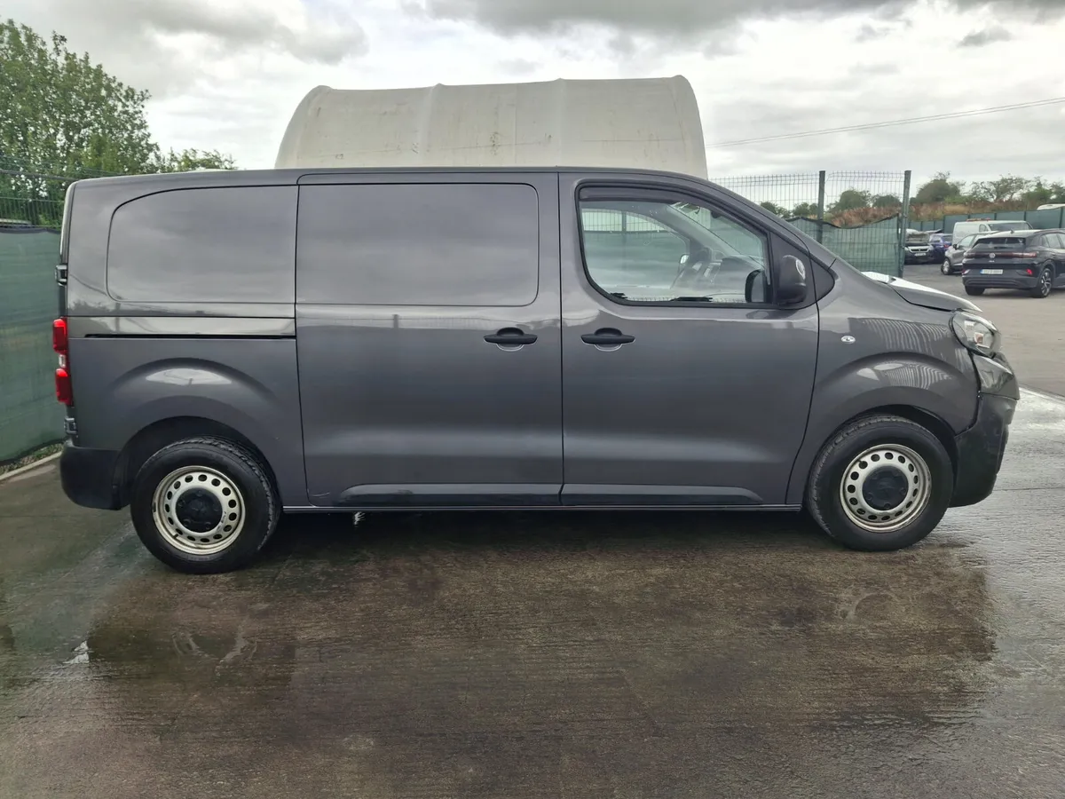 2025 Peugeot Expert  Professional  1.5 Diesel - Image 1