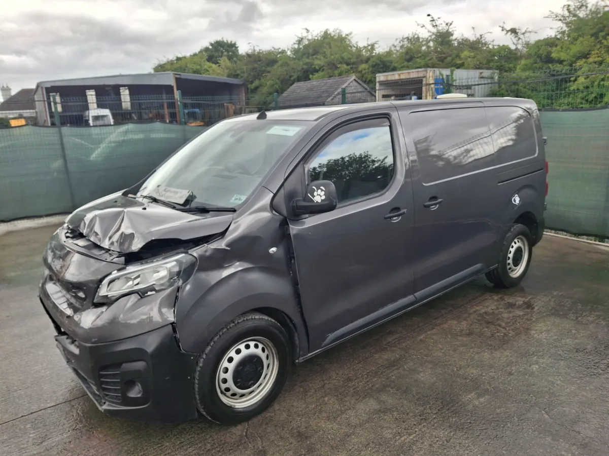2025 Peugeot Expert  Professional  1.5 Diesel - Image 3