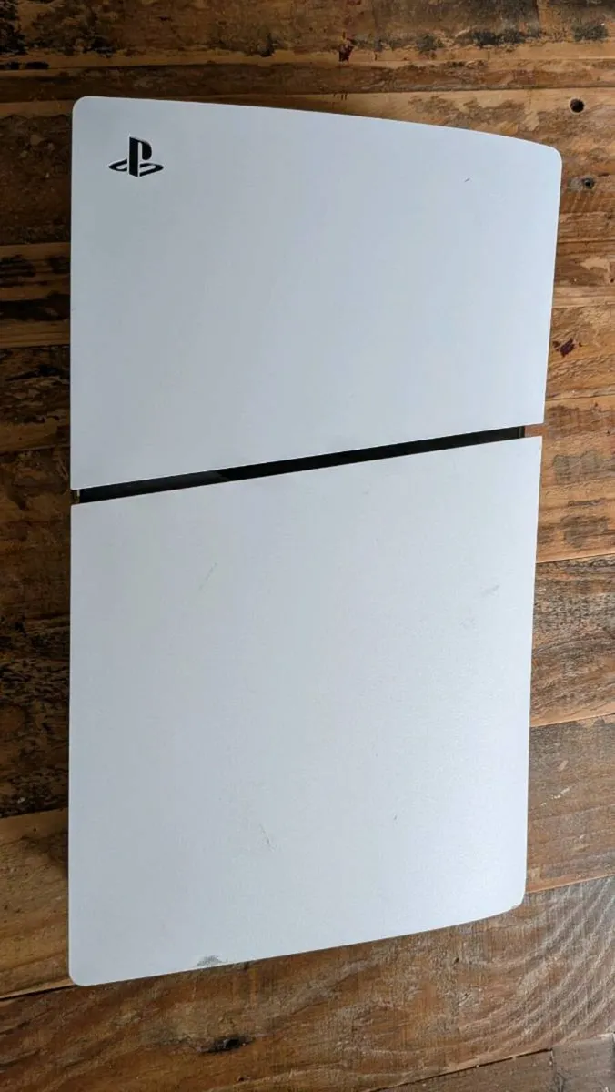 PlayStation 5s - Image 2