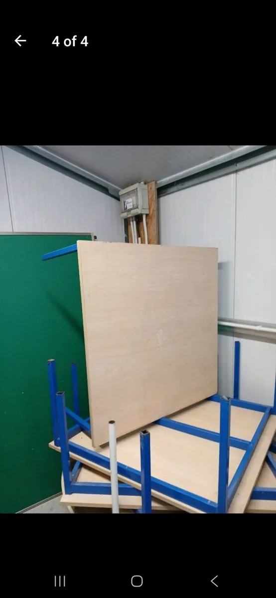 Square Table - Image 4