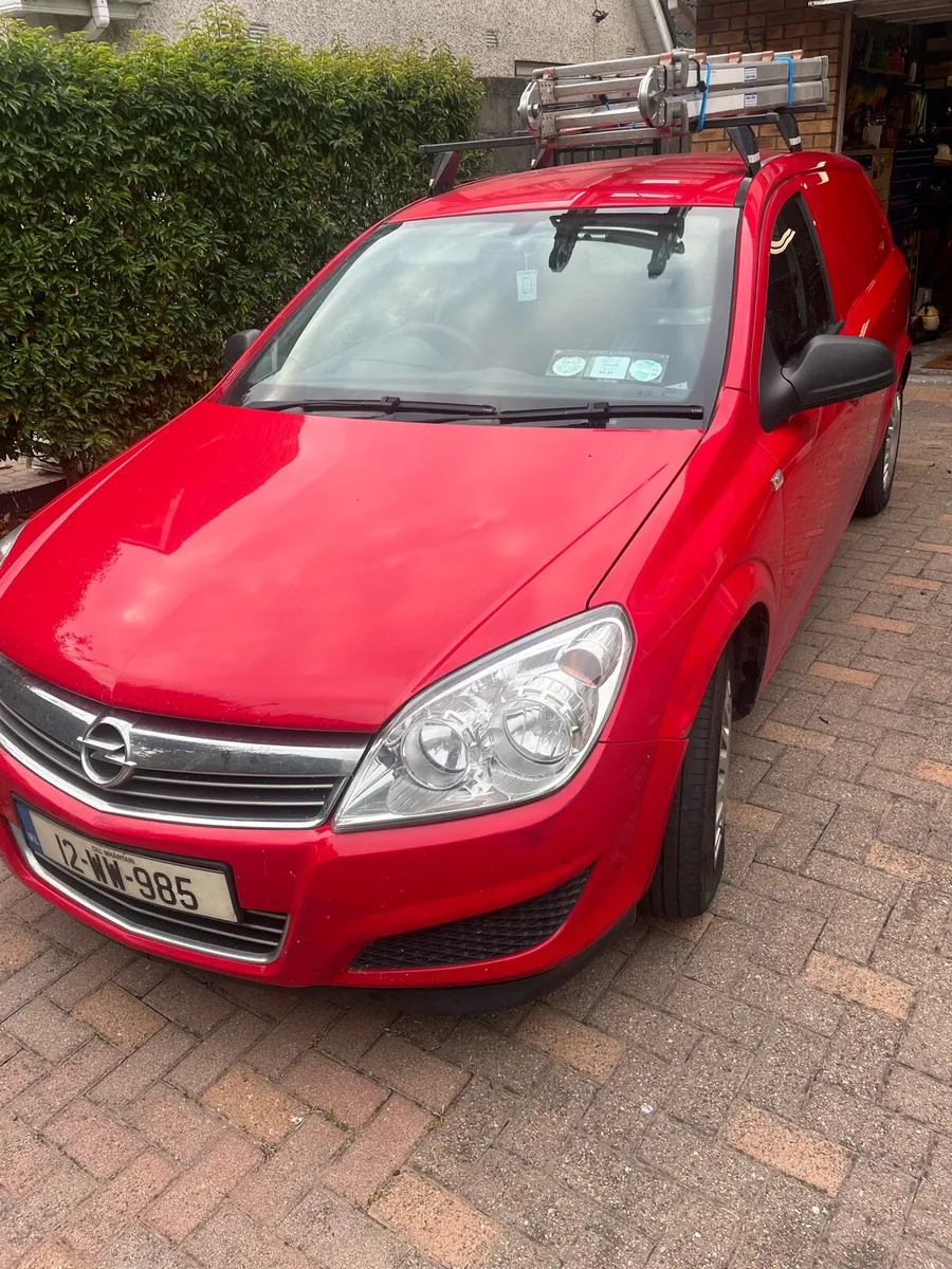 Opel Astra van - Image 2