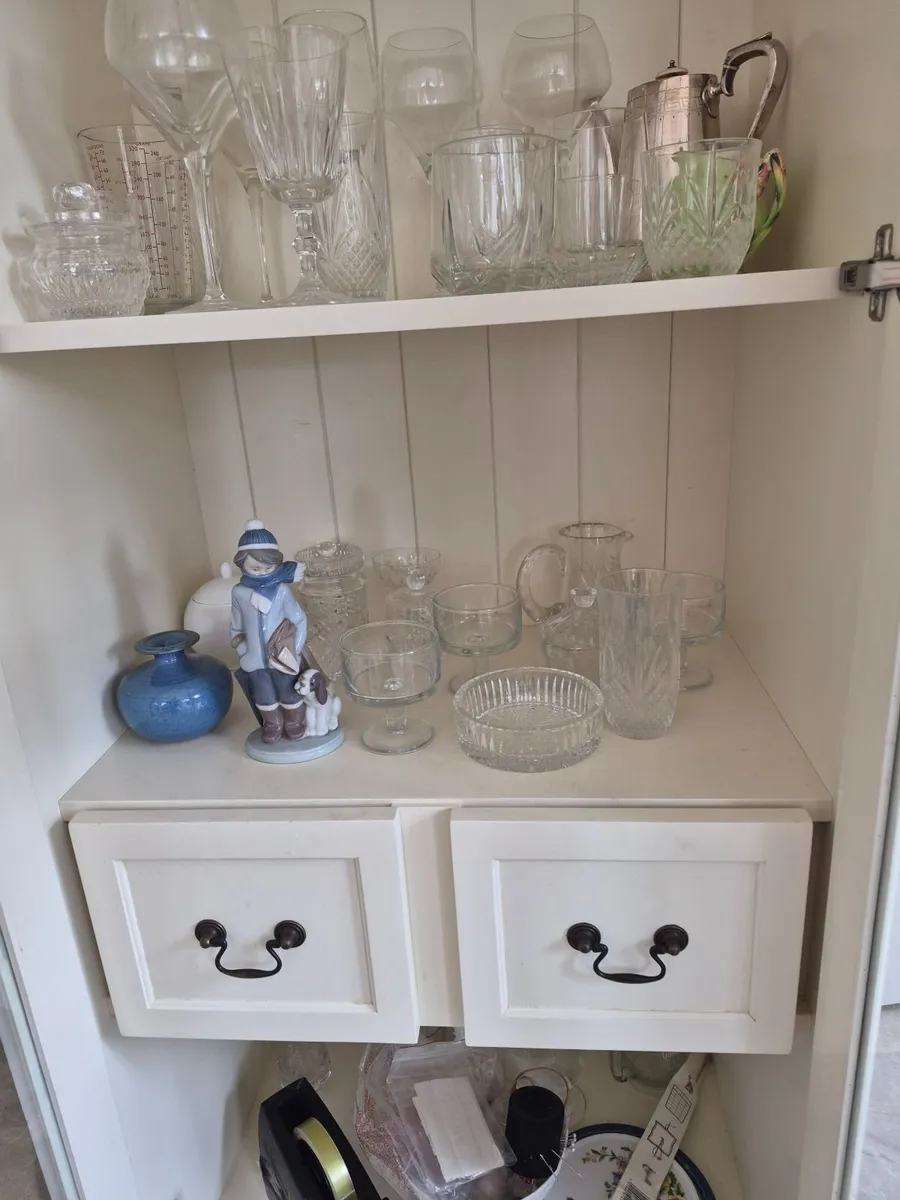 Cabinet - Image 3