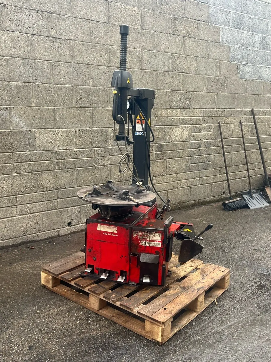 Boxer tyre machine - Image 3