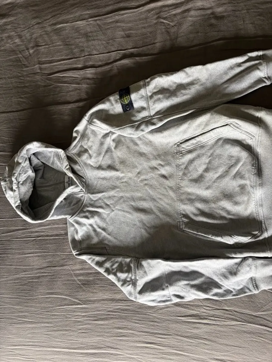 Grey Stone Island hoodie juinor size 14 fitz xs - Image 1