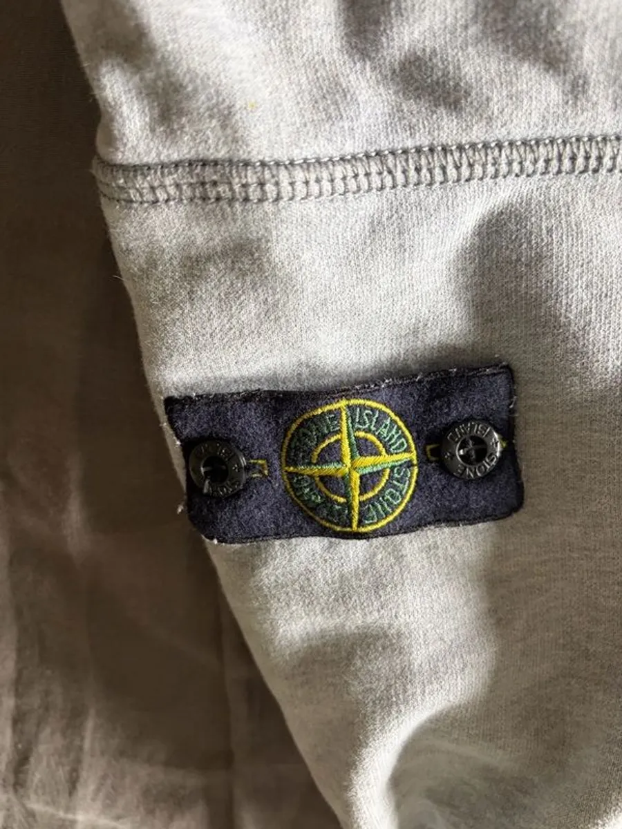 Grey Stone Island hoodie juinor size 14 fitz xs - Image 2