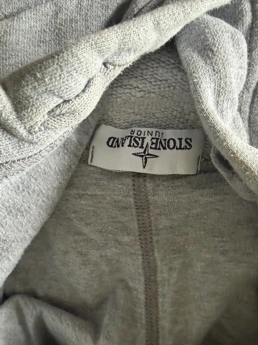 Grey Stone Island hoodie juinor size 14 fitz xs - Image 4
