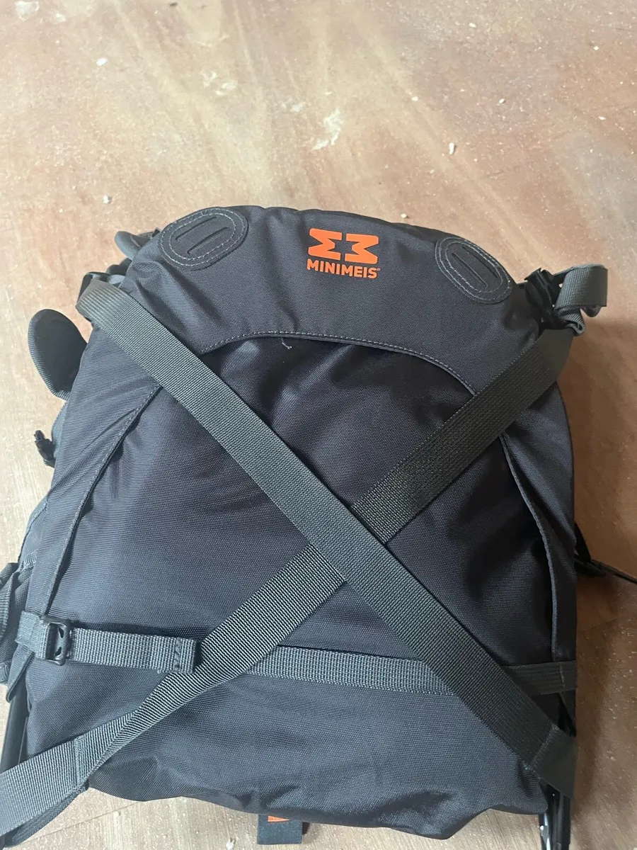 Minimeis baby shoulder carrier