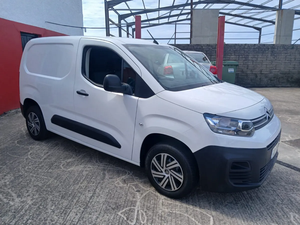Citroen Berlingo 2022 free delivery new cvrt - Image 2
