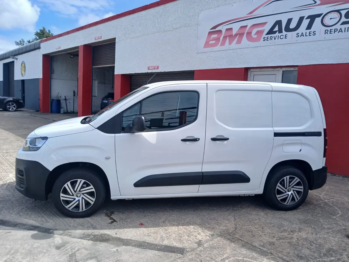 Citroen Berlingo 2022 free delivery new cvrt - Image 4
