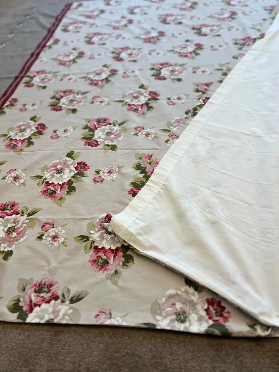 Vintage Curtains - Image 1