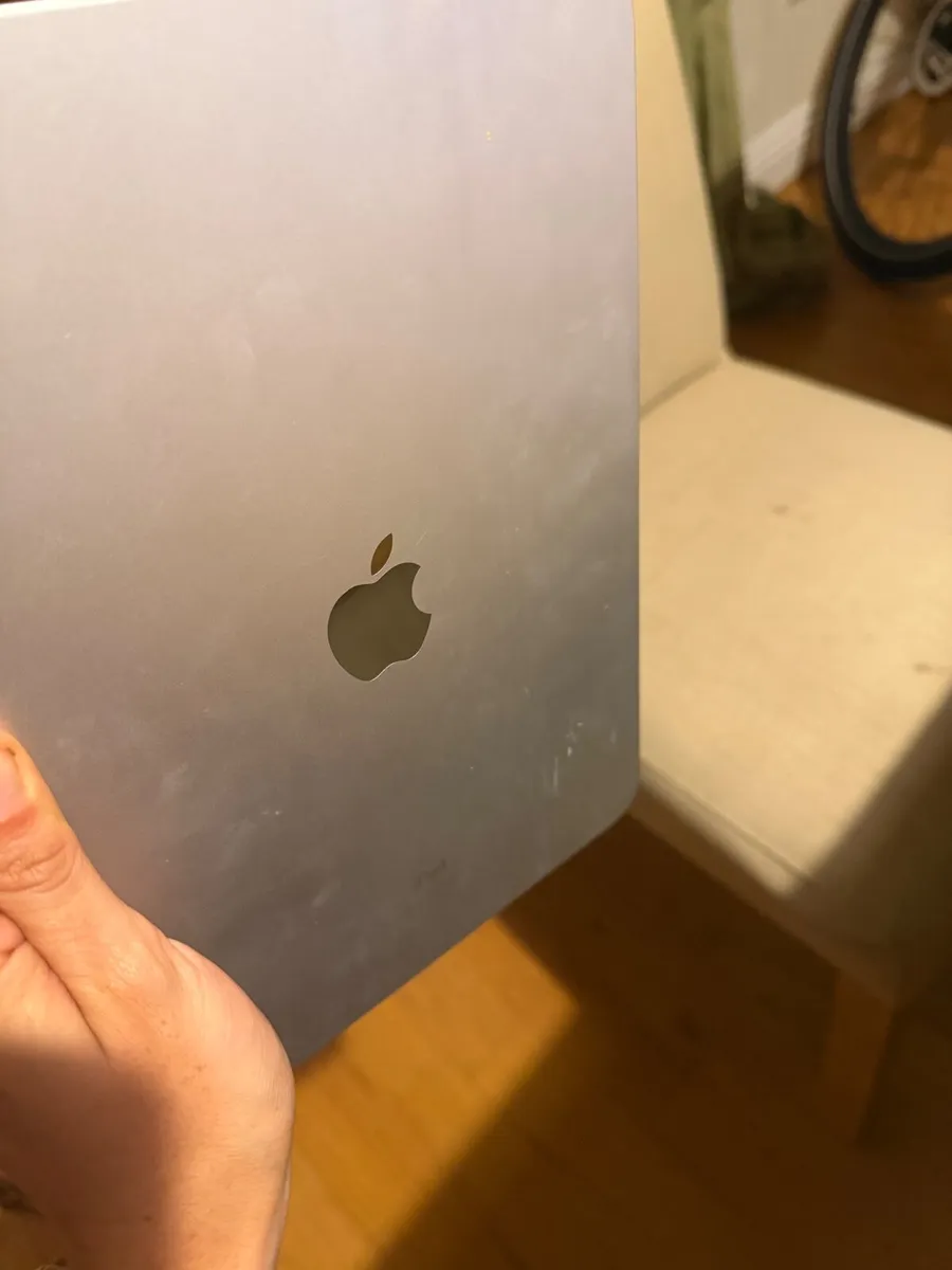 iPad 10th Gen 64GB WiFi Only - Image 3