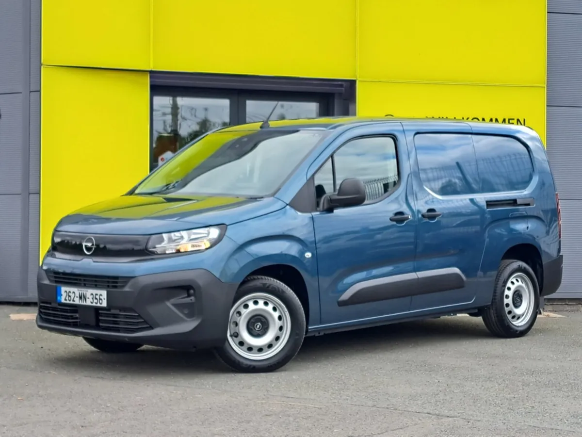 Opel Combo KOMFORT L2H1 1.5TD 100BHP LONG WHEEL BA - Image 2