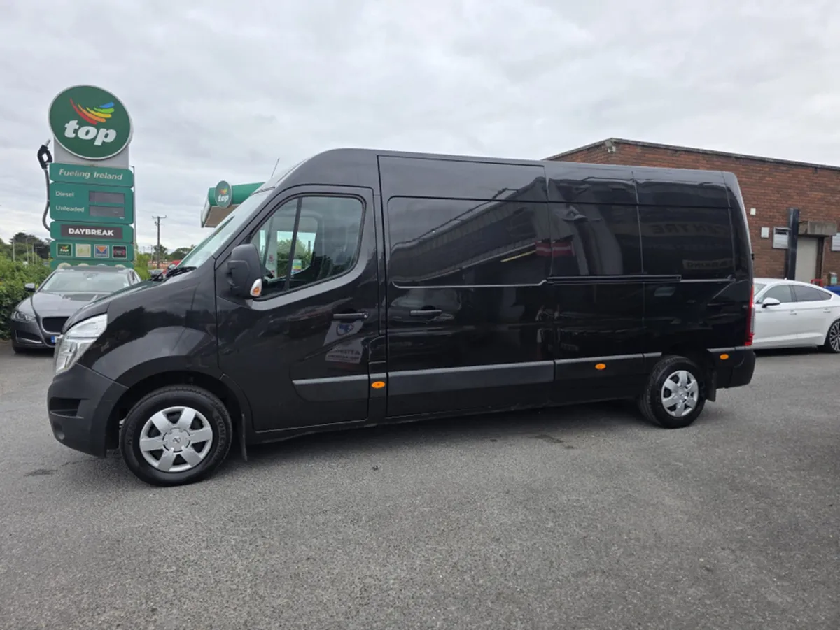 Nissan Interstar L3 H2 135 FWD AIR CONDITIONING 3D - Image 4