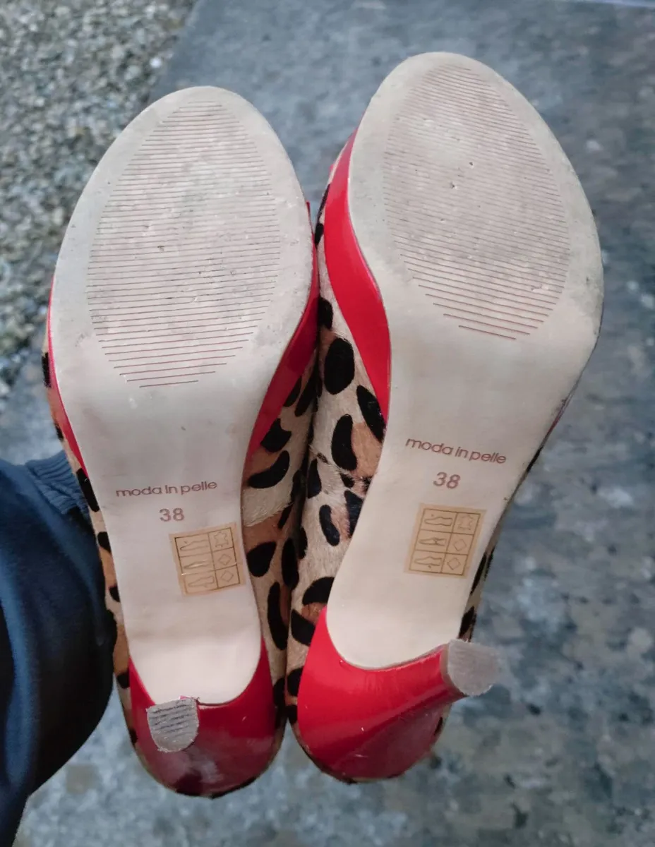 Ladies Moda In Pelle High Heel Shoes (used). - Image 4