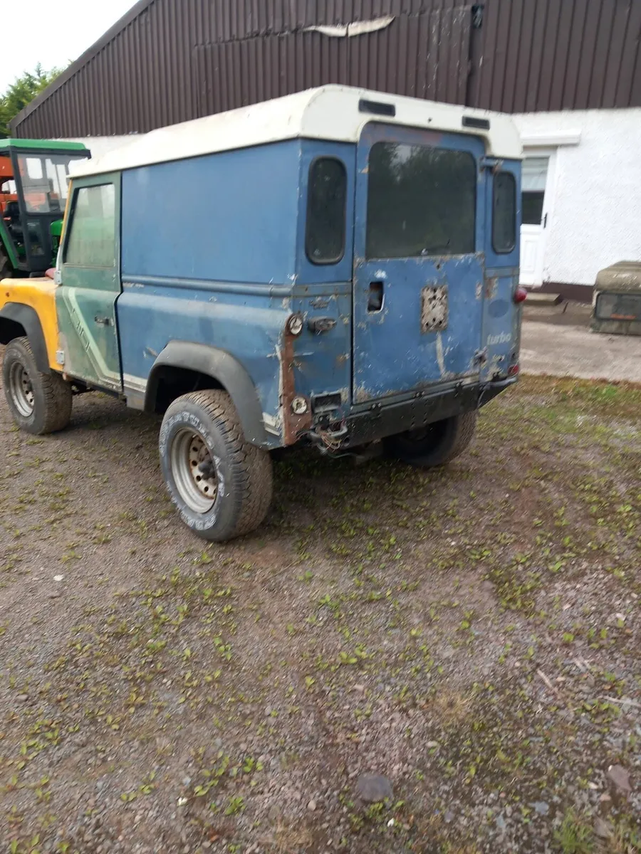 Land rover 90 - Image 4