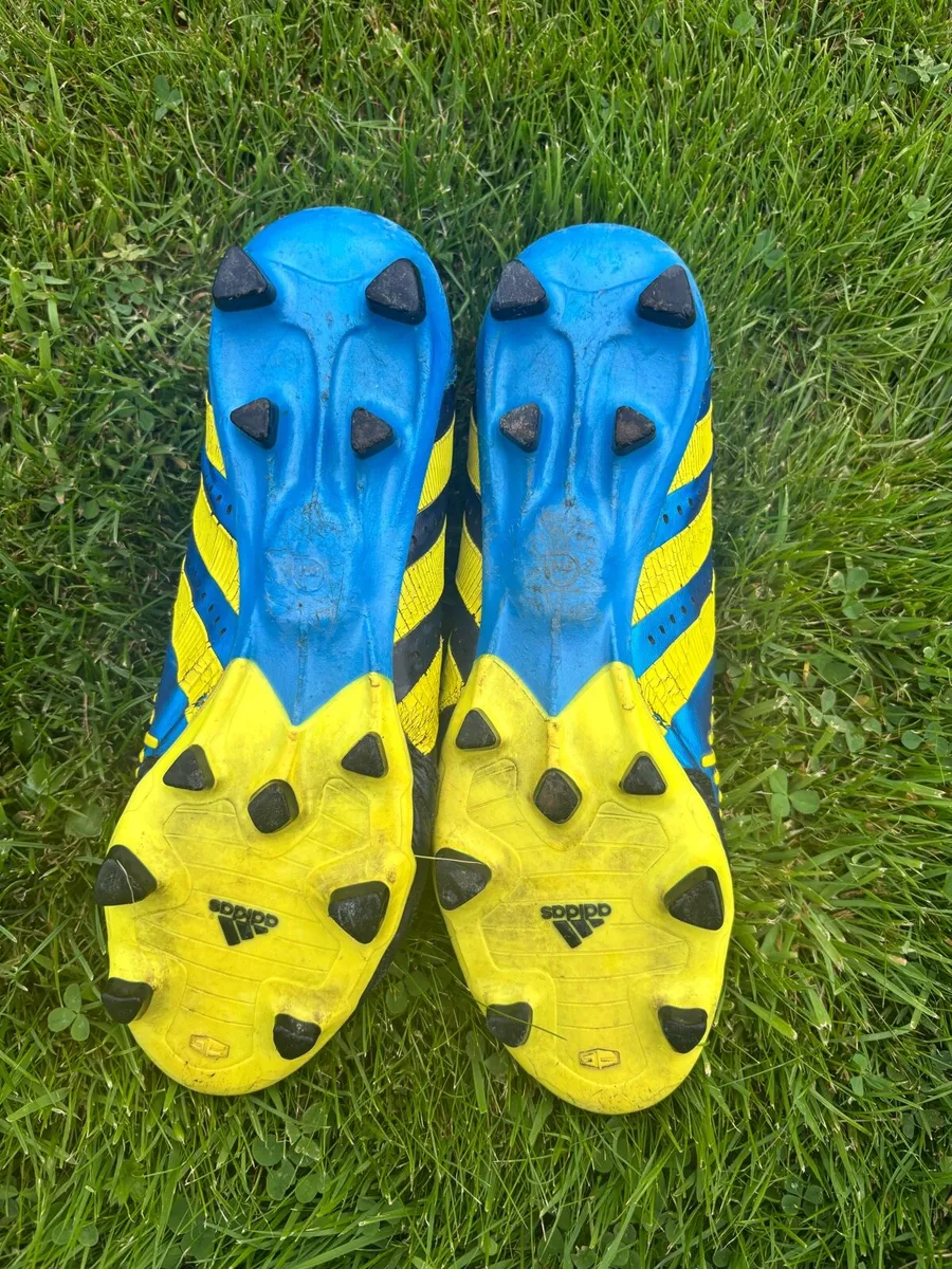 Football boots - Image 2