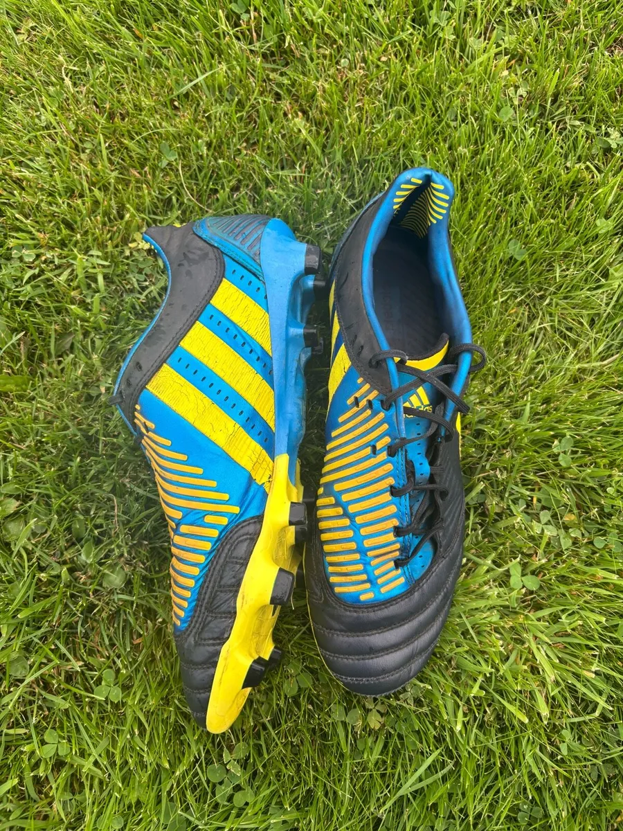 Football boots - Image 3