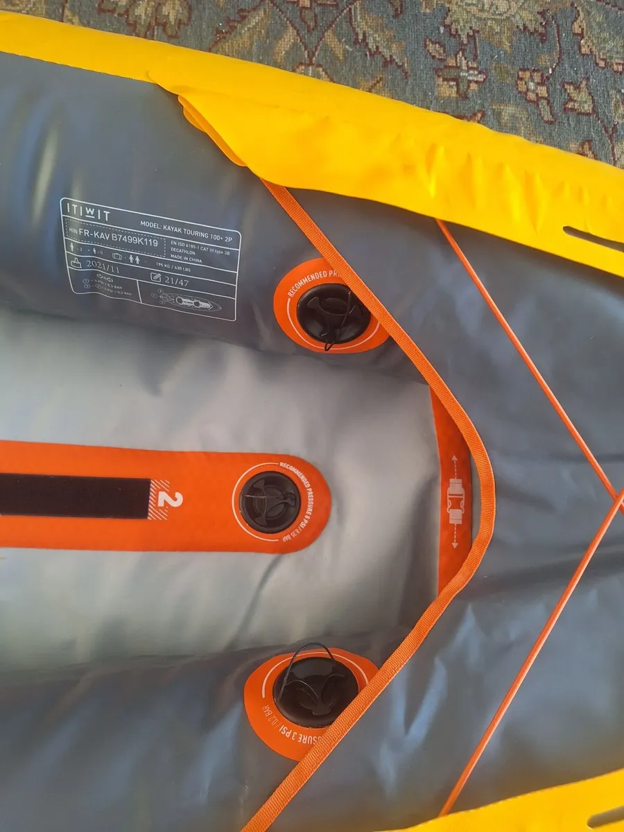 Kayak inflatable 2-man Decatholon. Barely used. - Image 4
