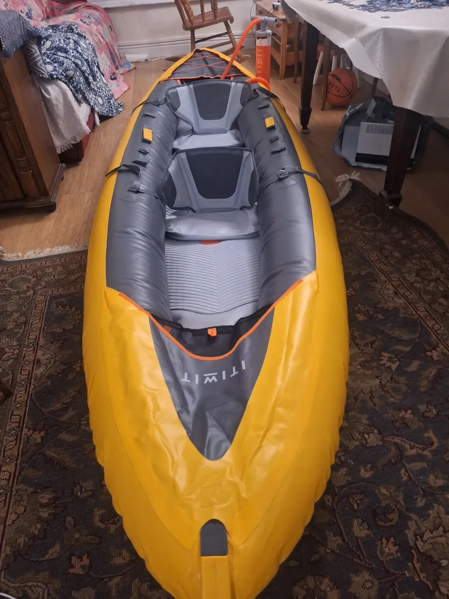 Kayak inflatable 2-man Decatholon. Barely used. - Image 1