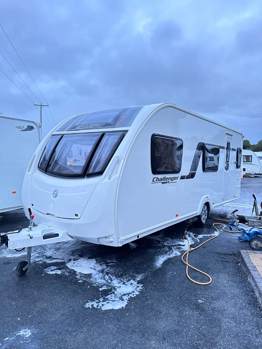 ✨STUNNING SWIFT CHALLENGER SPORT 6 BERTH✨ - Image 1