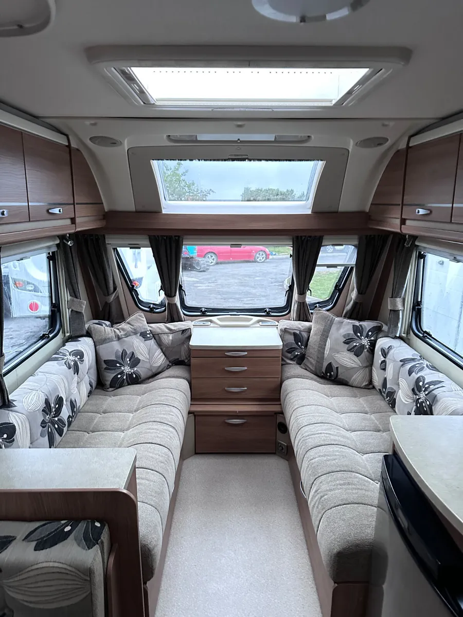 ✨STUNNING SWIFT CHALLENGER SPORT 6 BERTH✨ - Image 4