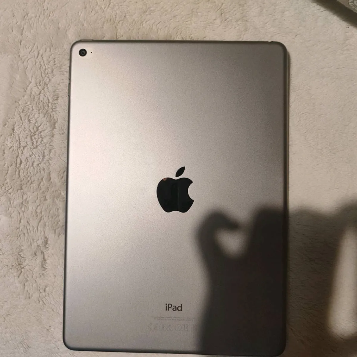 Apple iPad Air 2 64GB Wi-Fi – Good Condition - Image 3