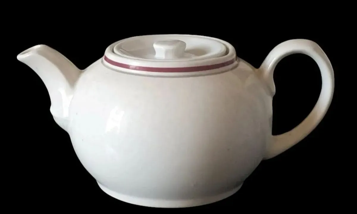 Vintage Churchill England White Teapot 15oz - Image 4