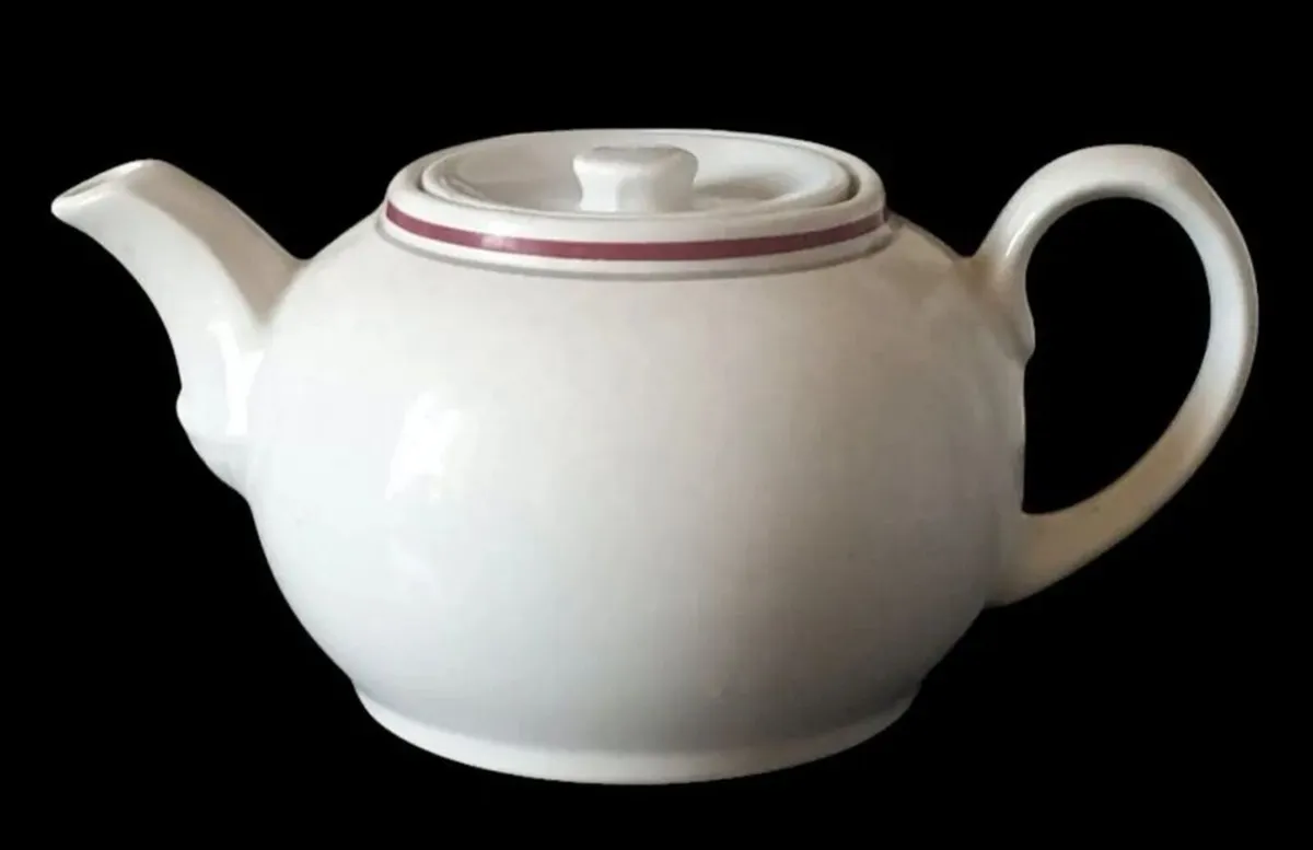 Vintage Churchill England White Teapot 15oz - Image 2