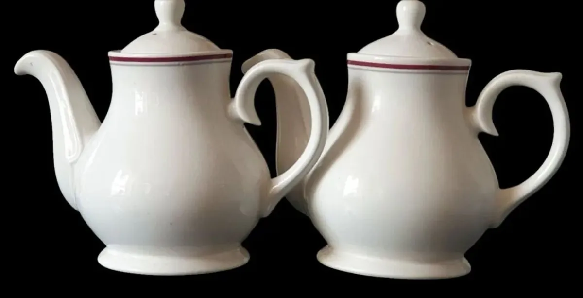 Pair Of Vintage Churchill Hotelware Pots - Image 3