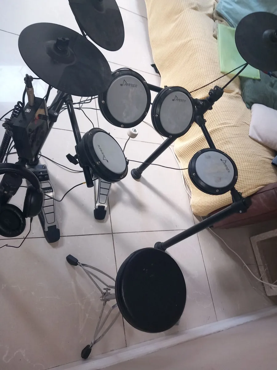 Electric drum kit - Image 2
