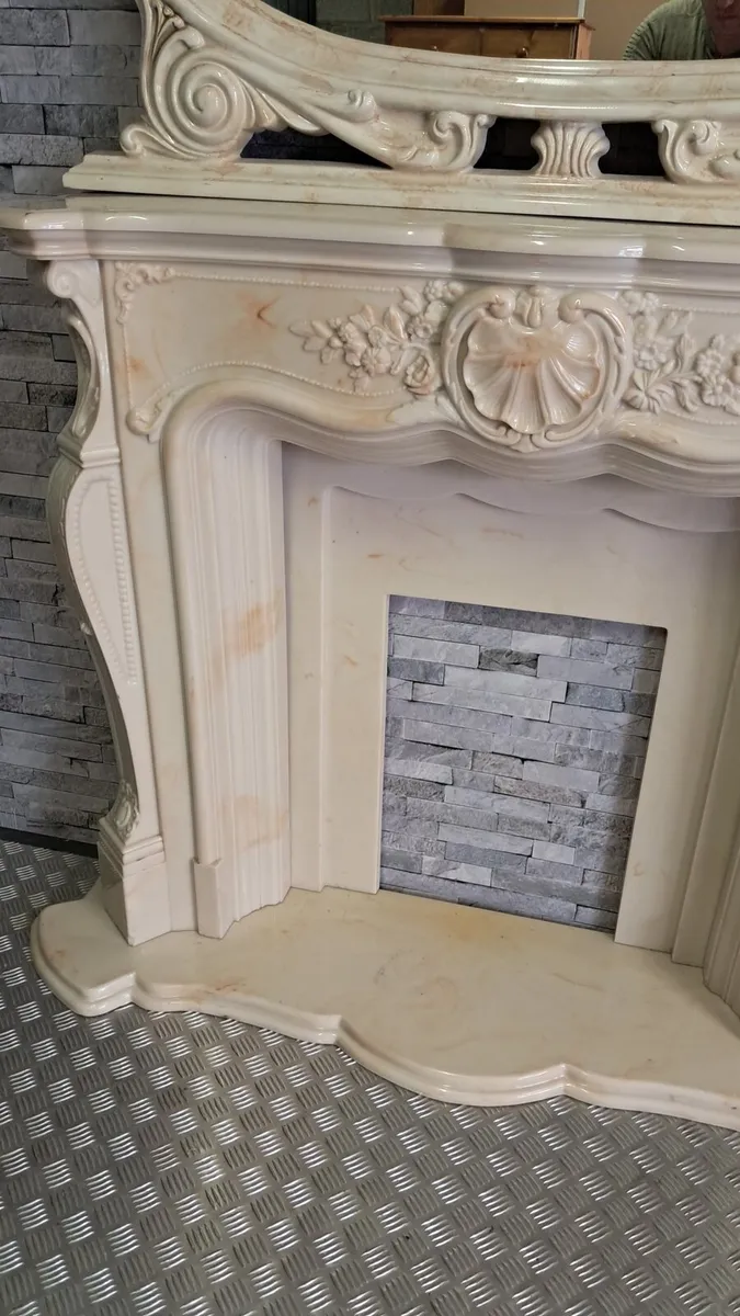Fire place - Image 3
