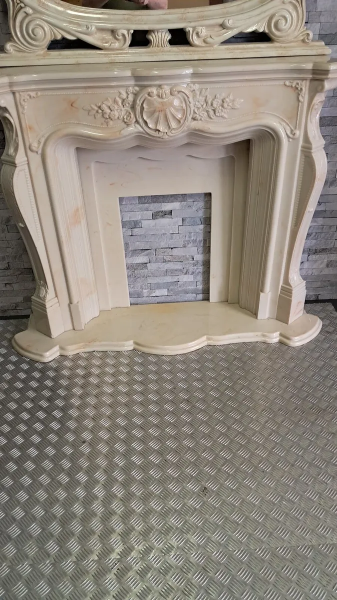 Fire place - Image 4
