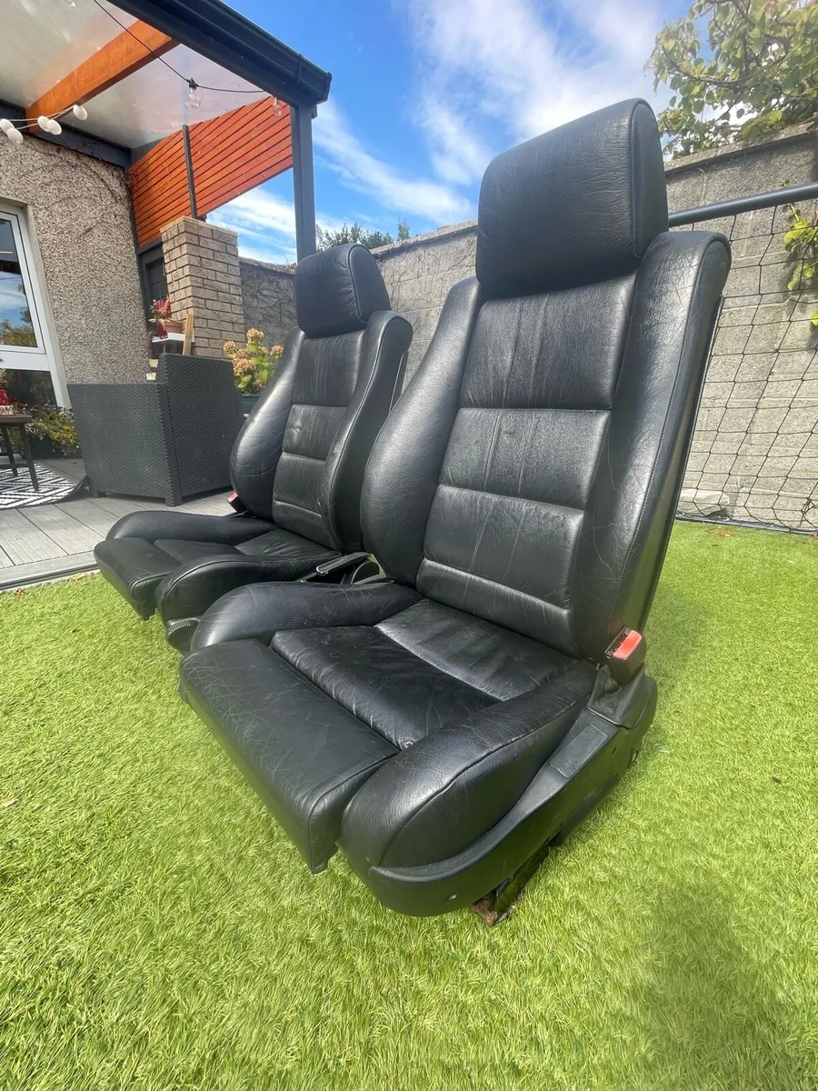 Bmw e34 sport seats - Image 1