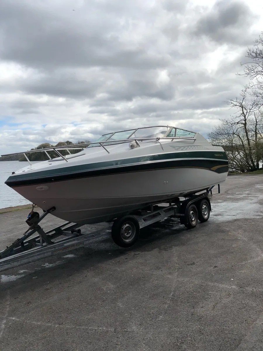 Crownline 210 - Image 2