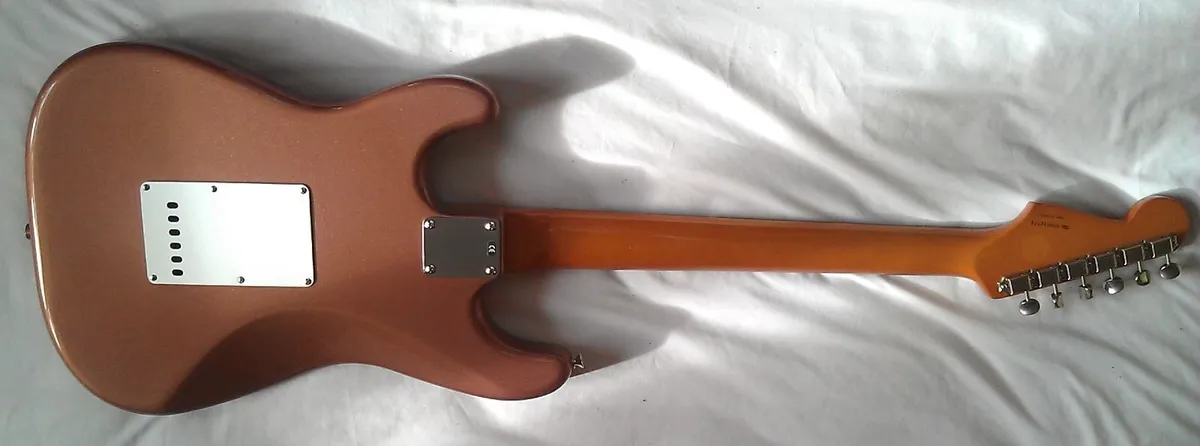 Fender stratocaster - Image 2