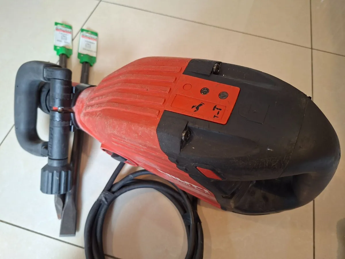 Hilti TE 700-AVR Sds Max Breaker 110v - Image 3