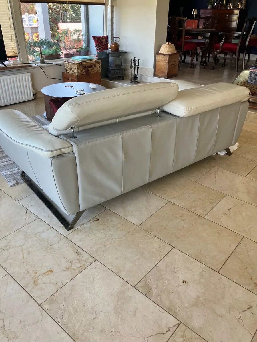 Real Leather Sofa …… For Free…. - Image 3