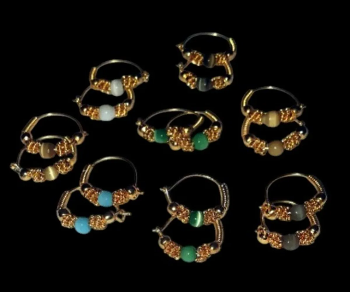 Job Lot: 8 Pairs Artisan 18k Vermeil Hoop Earrings - Image 1