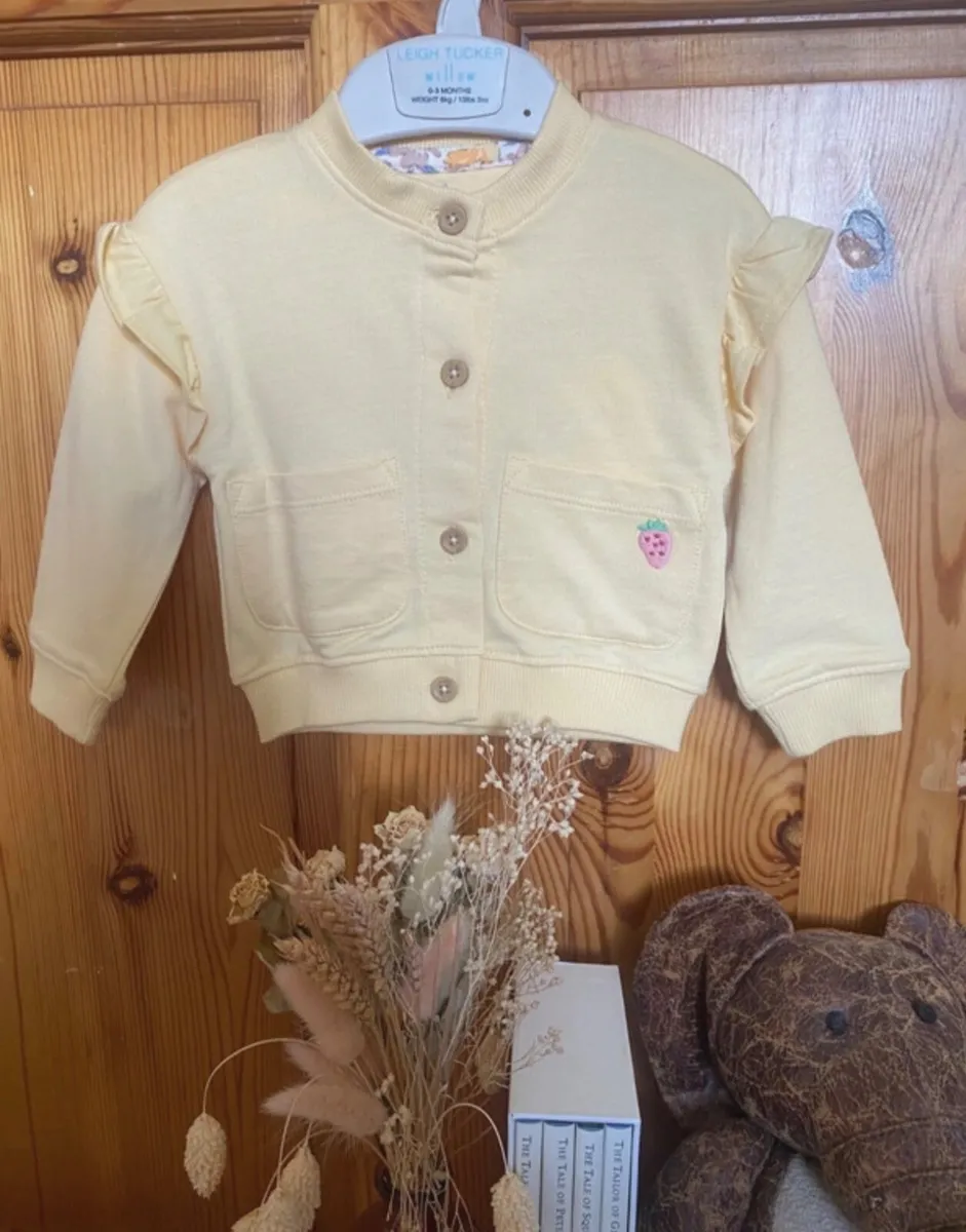 Baby girl clothes bundle 0-3 months - Image 2