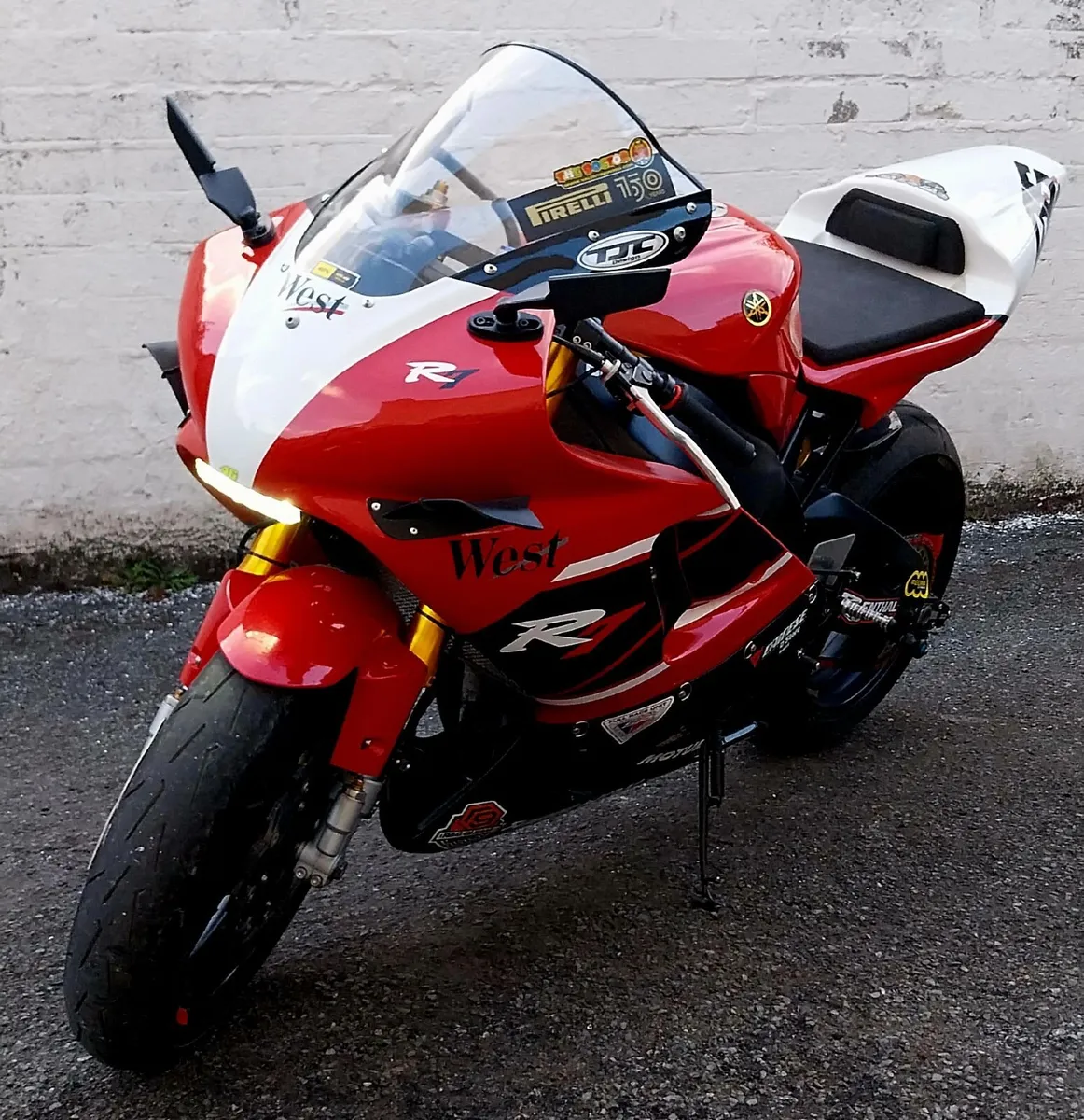 YAMAHA R1 + - Image 2