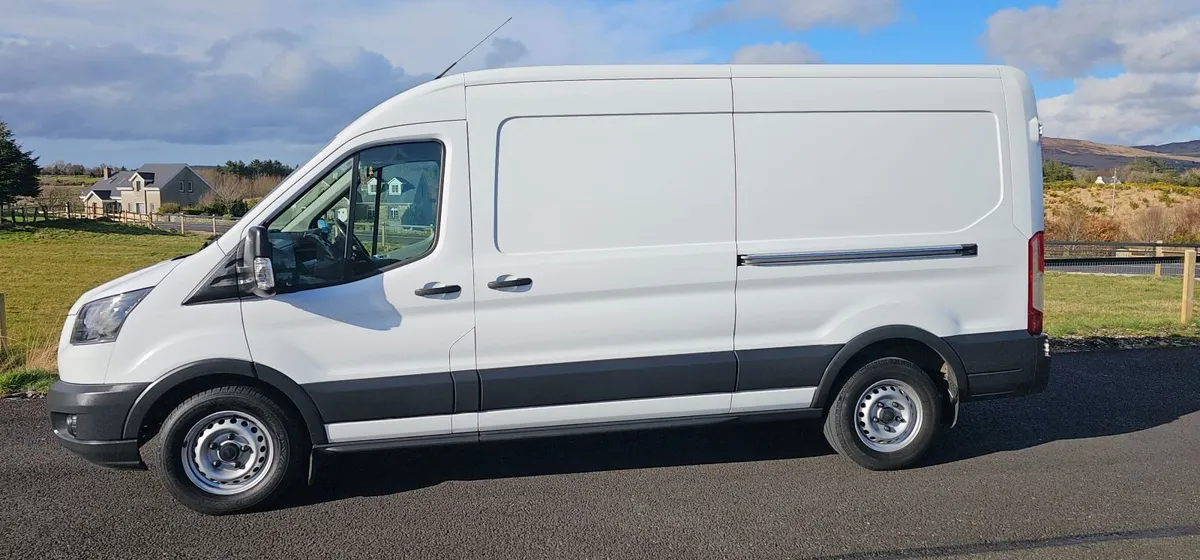Ford Transit 2018 - Image 2