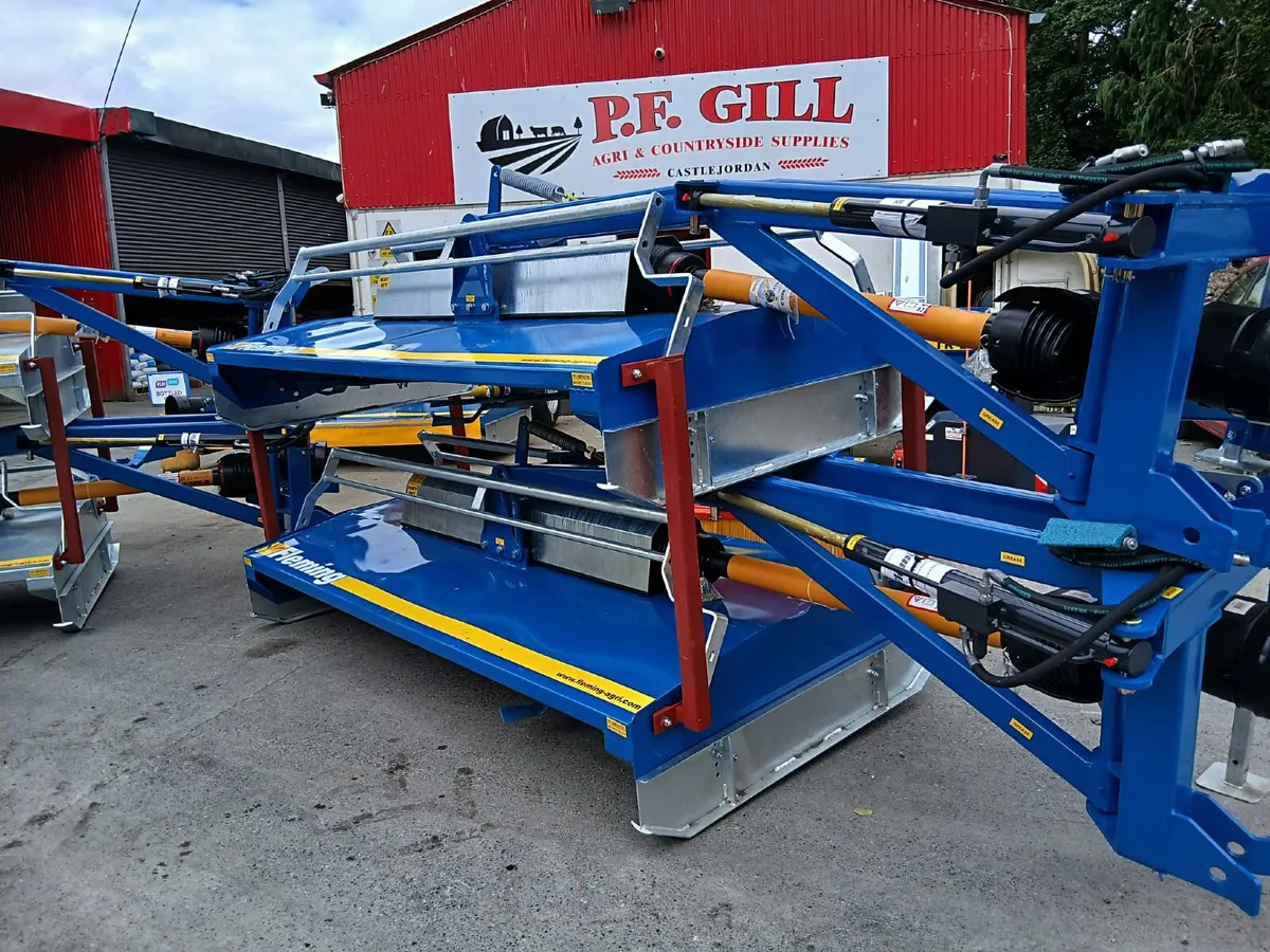 NEW FLEMING 7ft & 6ft HD MOUNTED TOPPERS - Image 2