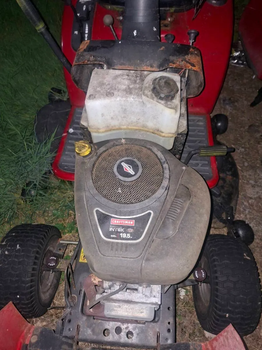 Ride on mower - Image 2