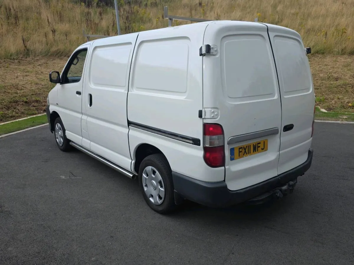 2011 toyota hiace for sale - Image 4