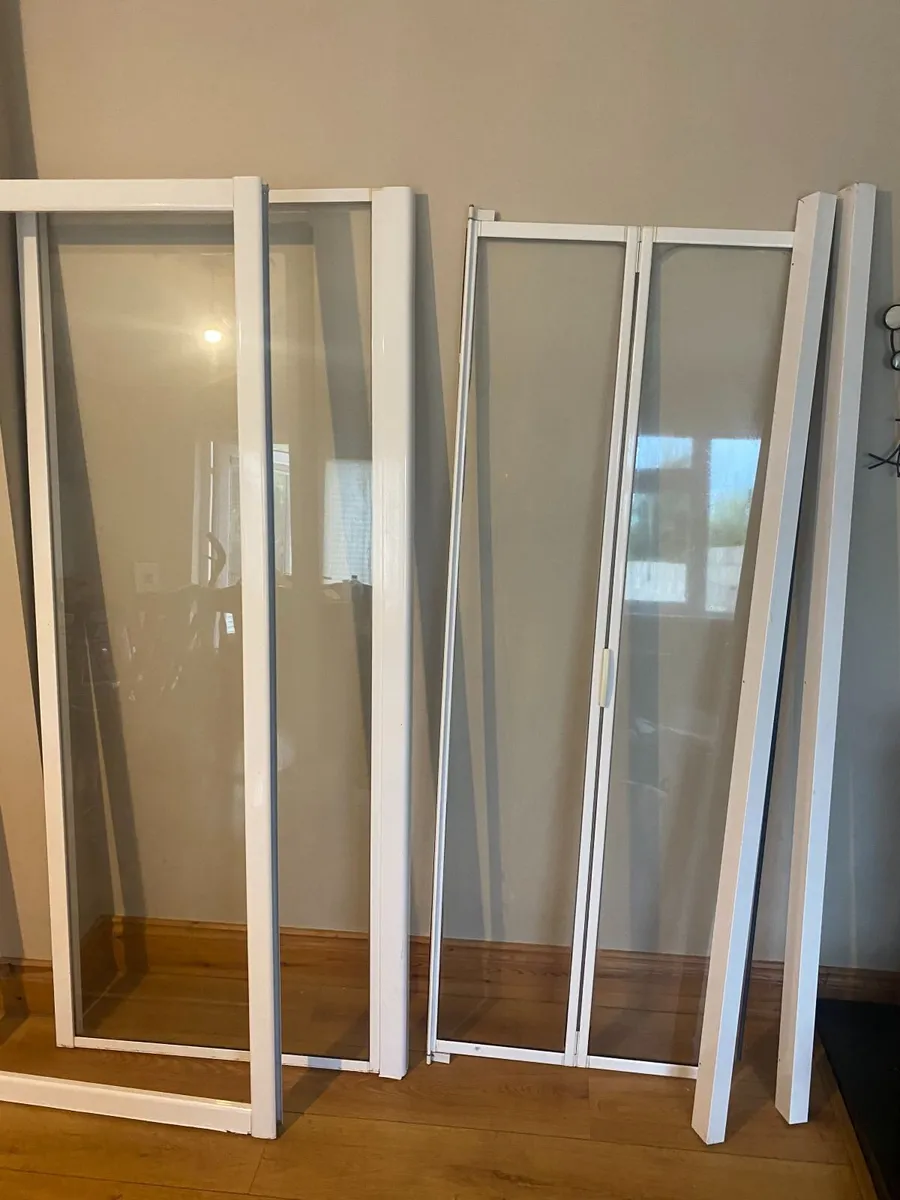 shower tray and enclosure - Image 2
