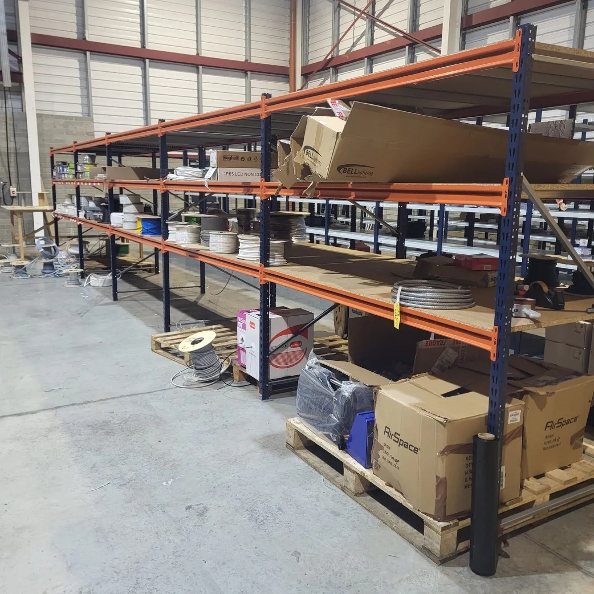 Long span shelving - Image 2
