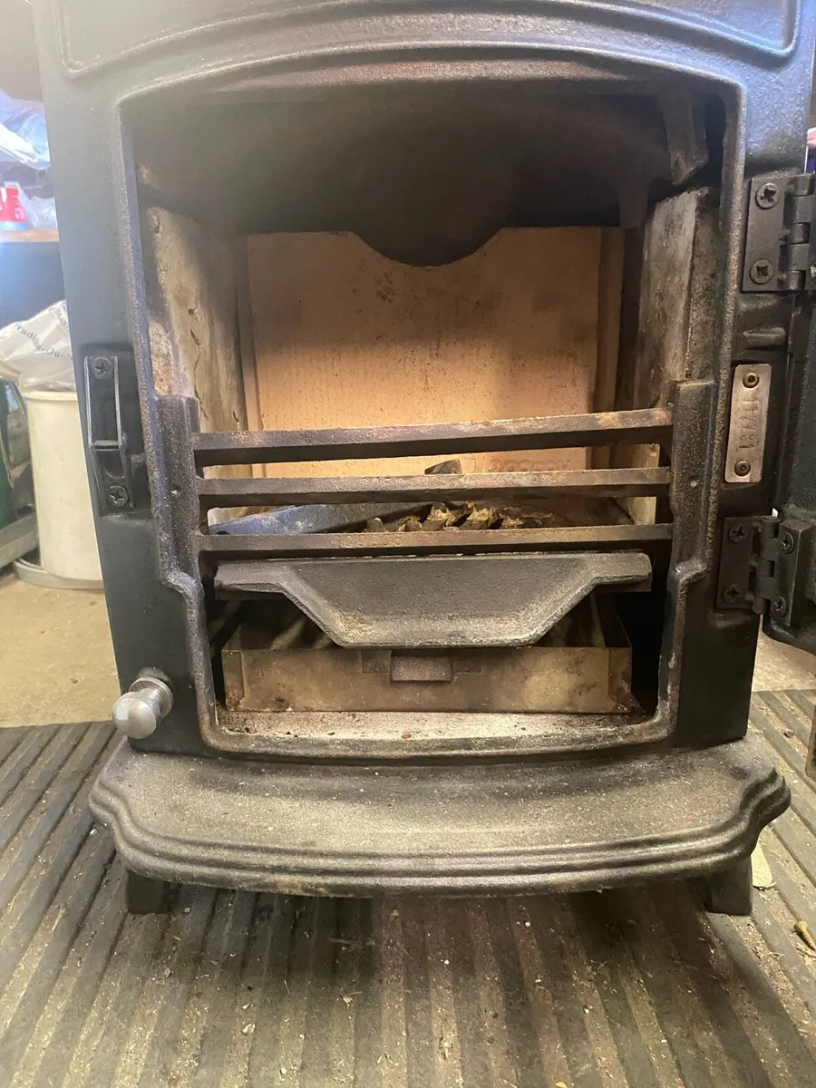 Stanley Oisin Stove - Image 1