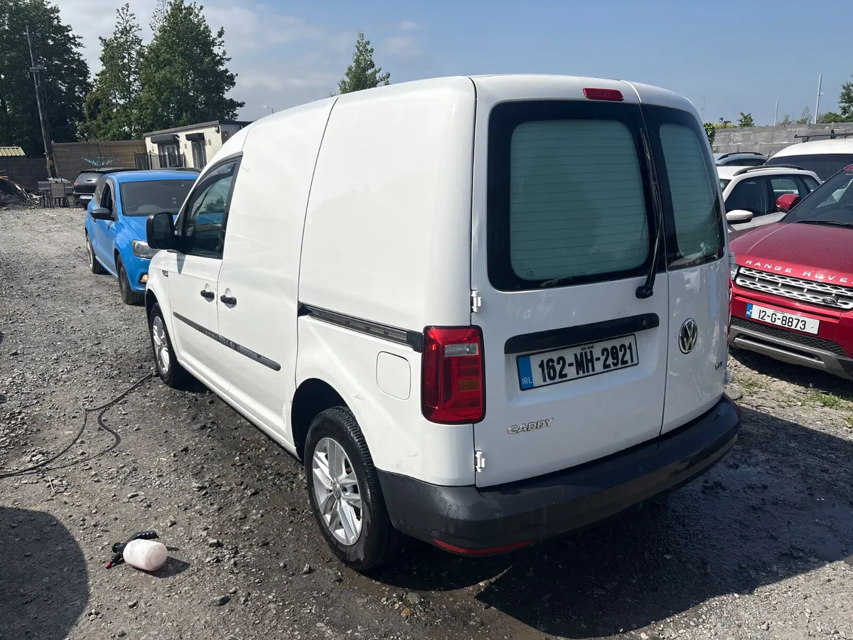 2016 Vw Caddy 2.0 Diesel Driving - Image 4