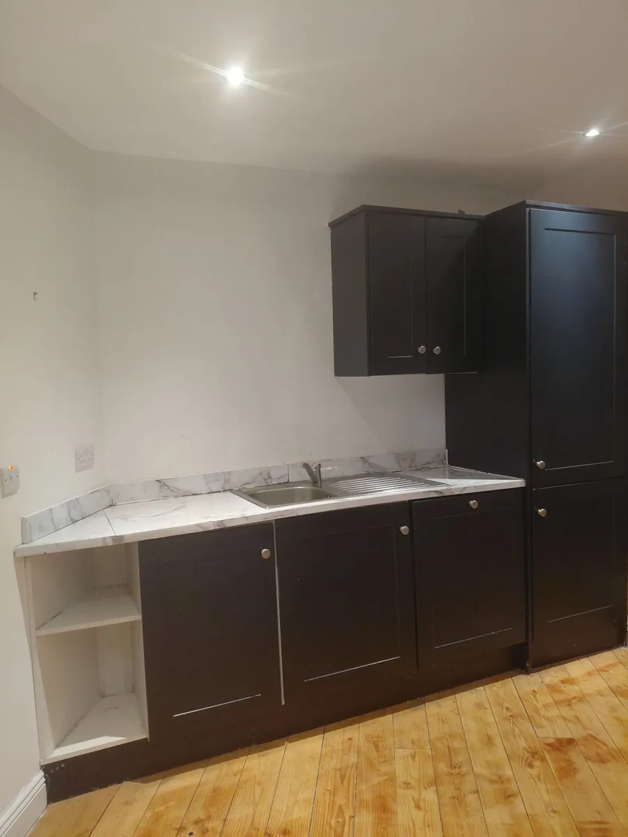 Kitchen - Image 2