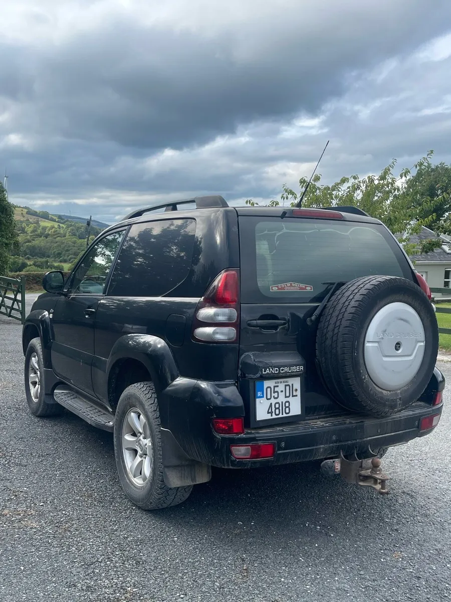 Toyota Land Cruiser - Image 3